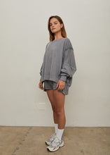 Load image into Gallery viewer, Oversized Detail Cut Sweatshirt