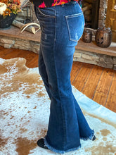 Load image into Gallery viewer, Julia High Rise Vintage Flare Jeans