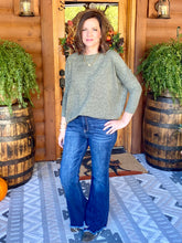 Load image into Gallery viewer, Crisp Morning Top