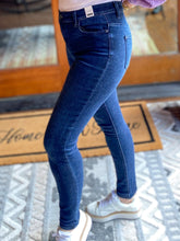 Load image into Gallery viewer, Jessie Judy Blue Skinny Jeans