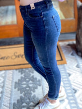 Load image into Gallery viewer, Jessie Judy Blue Skinny Jeans