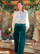 Load image into Gallery viewer, Twisted Sister Keyhole Top