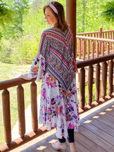 Load image into Gallery viewer, Full of Blooms Kimono