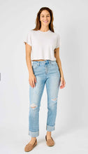 Load image into Gallery viewer, Star Bright Judy Blue Boyfriend Jeans
