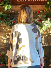 Load image into Gallery viewer, Winter Flower Sweater