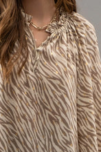 Load image into Gallery viewer, Zebra Gold Speckled Top
