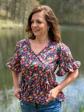 Load image into Gallery viewer, Fields of Flowers Peplum Top