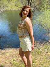 Load image into Gallery viewer, Ruffle Cream Denim Short