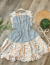 Load image into Gallery viewer, Jada Mixed Print Plus Size Dress
