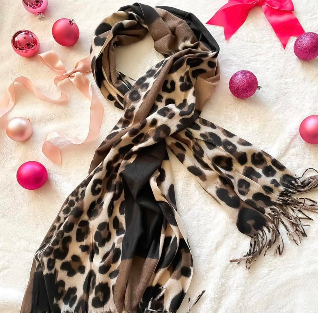 Leopard Luxurious Scarf