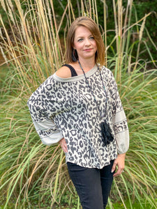 Snow Leopard Top