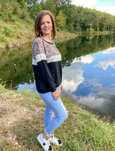 Load image into Gallery viewer, Ashton Leopard Color Block Top
